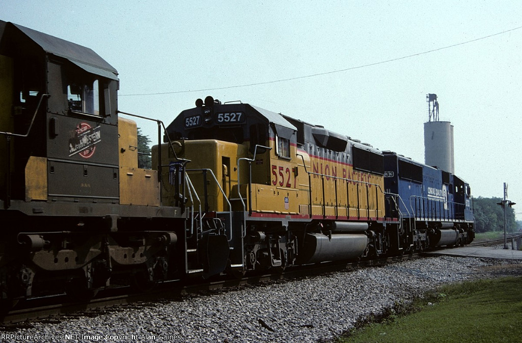 UP 5527